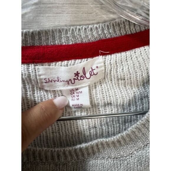 NEW Shrinking Violet Embroidered Christmas Penguin‎ Sweatshirt Medium - Picture 5 of 6